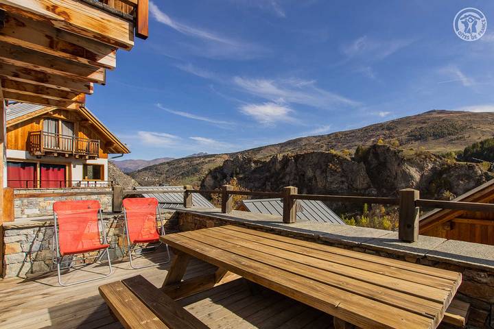 Gîte pour 10 personnes, avec terrasse à Valloire