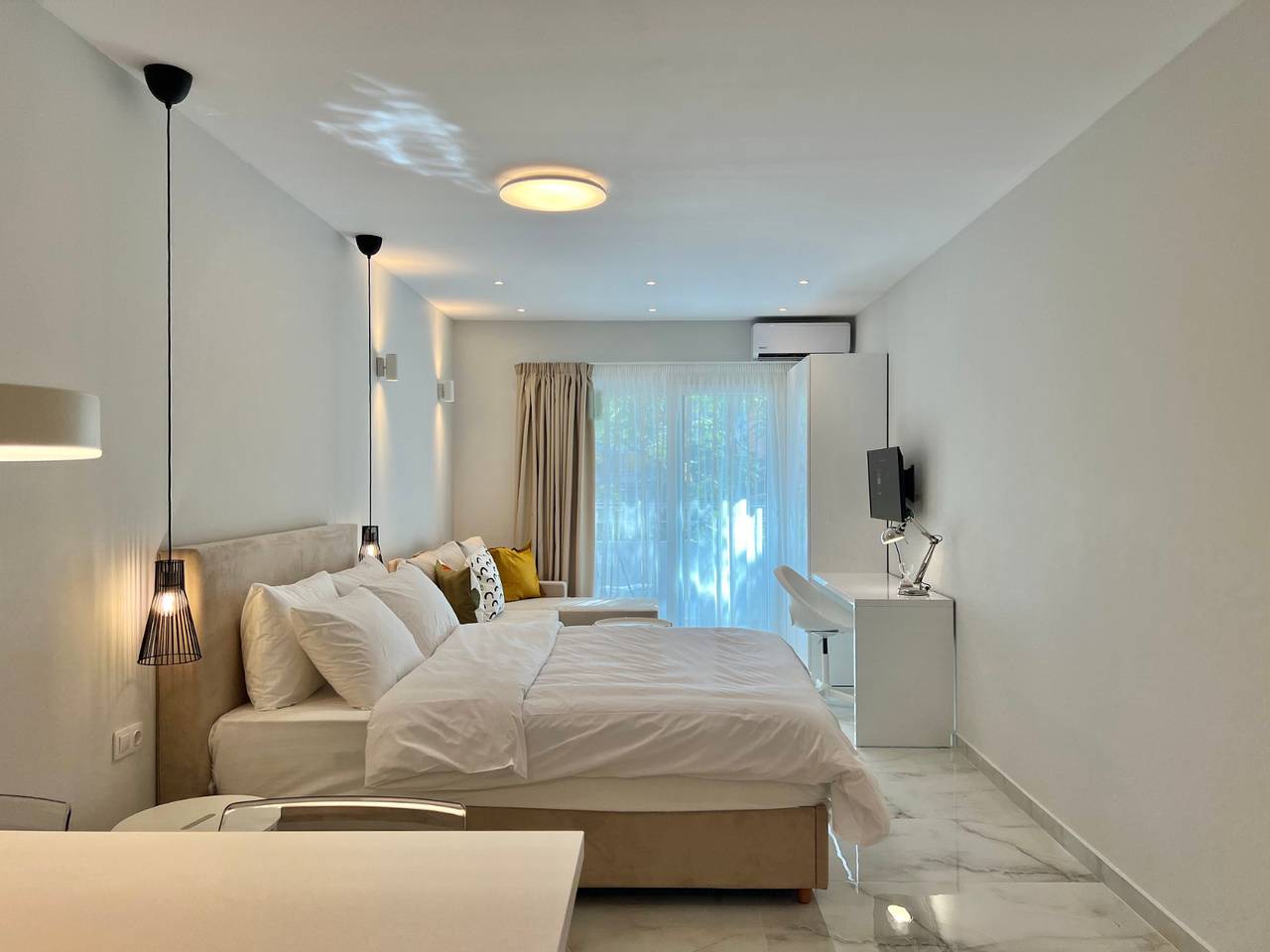 Kono Studios & Suites: Deluxe Suite in Thessaloniki und Umgebung