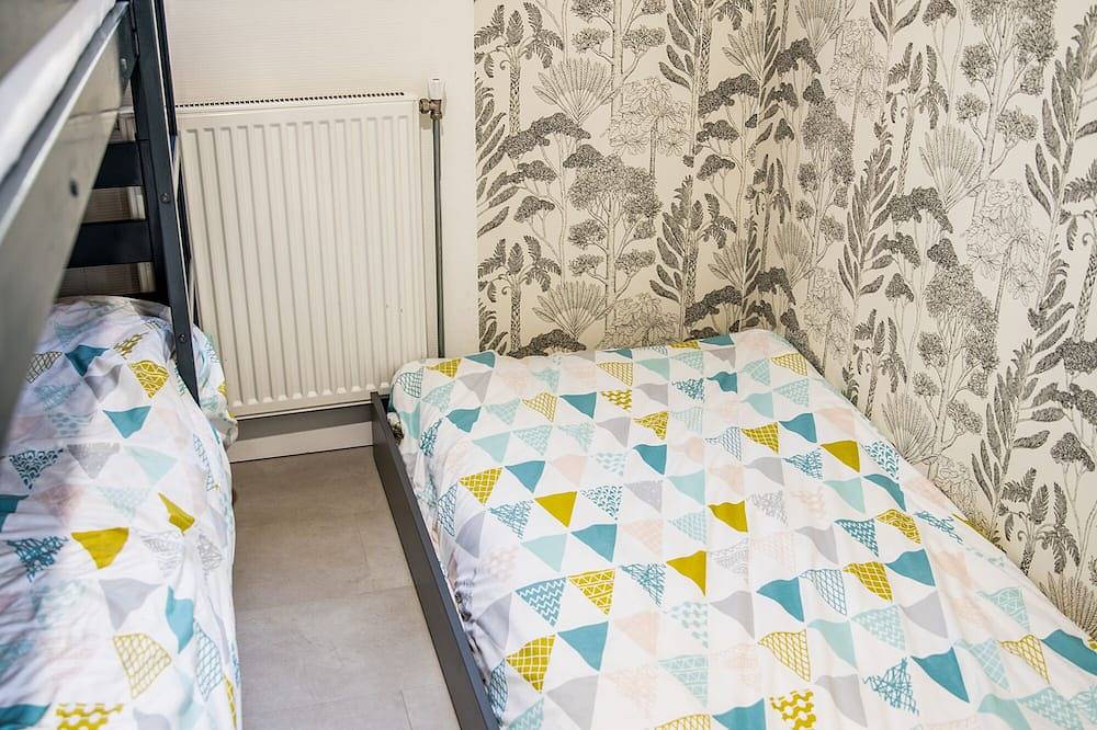 Stayatsas Tiny House Sam in der Veluwe. Wlan, privater Parkplatz, großer Garten! in Epe, Veluwe