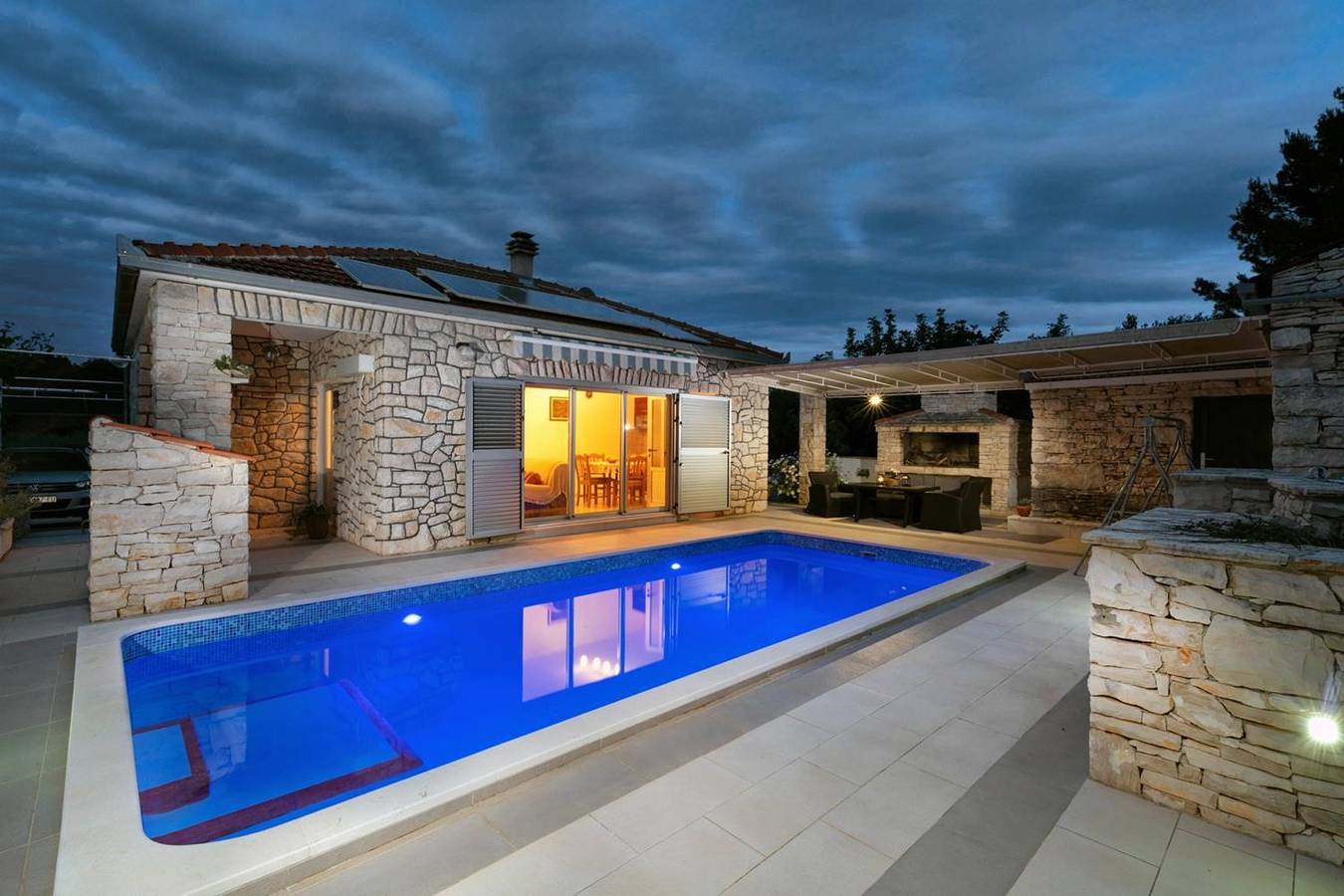 Mediterranes Steinhaus mit privatem Pool in Vela Luka, Korcula