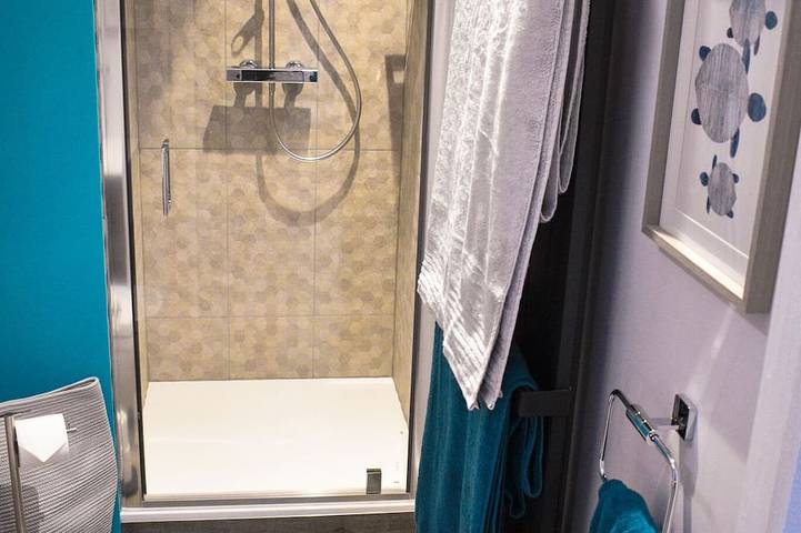 Derecroft Glamping Luxury Lodgepods with Jacuzzi Hot Tub in County Durham