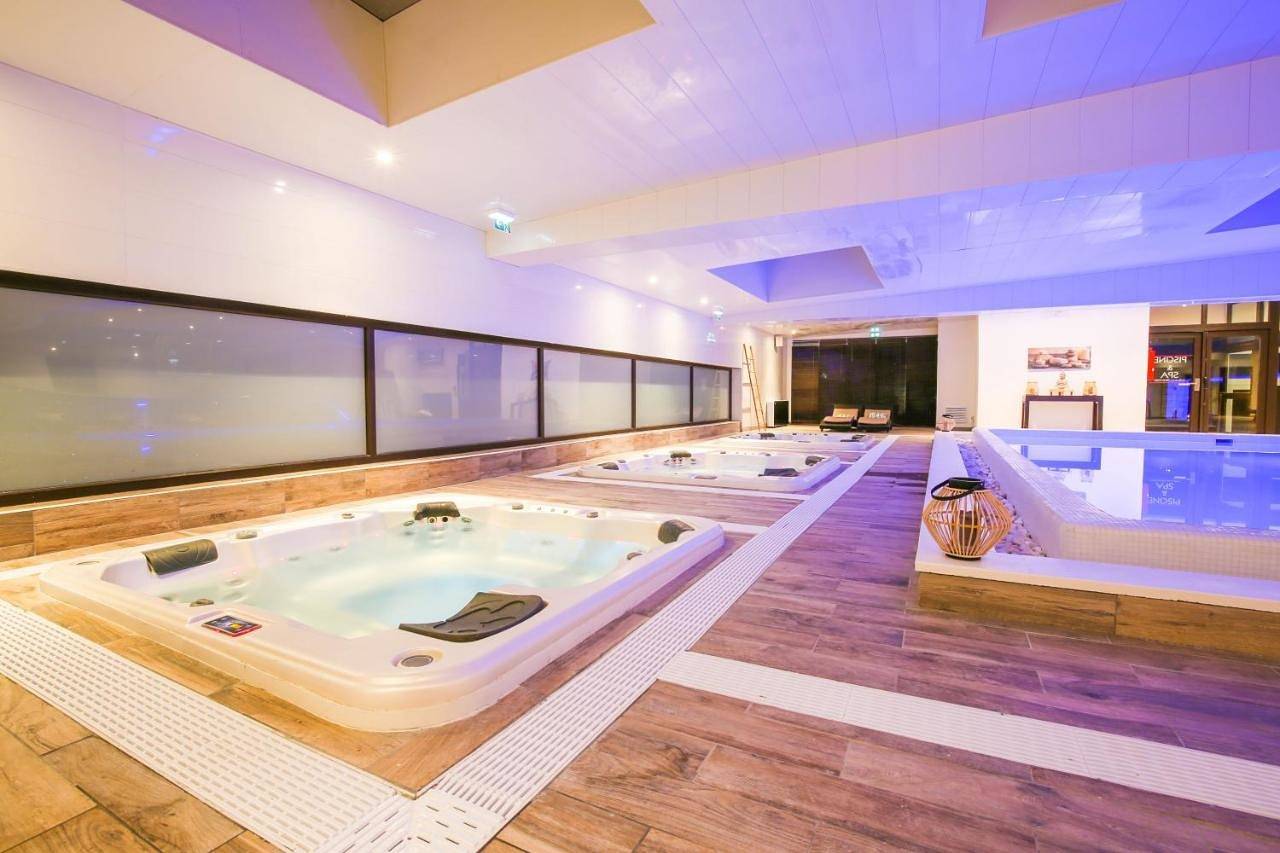 Zenia Hotel & Spa in Proville, Département Nord