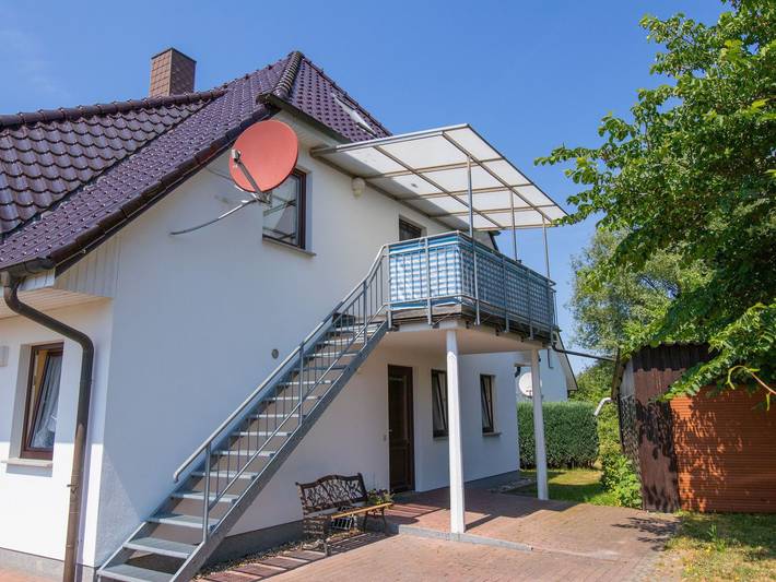 Ferienwohnung für 2 Personen, mit Garten und Balkon in Wieck am Darß
