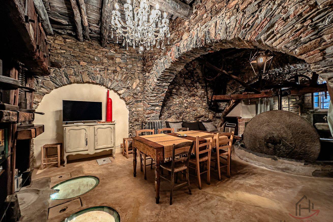Ganze Wohnung, The Historic Oil Mill - Romantischer Rückzugsort in Moglio, Alassio