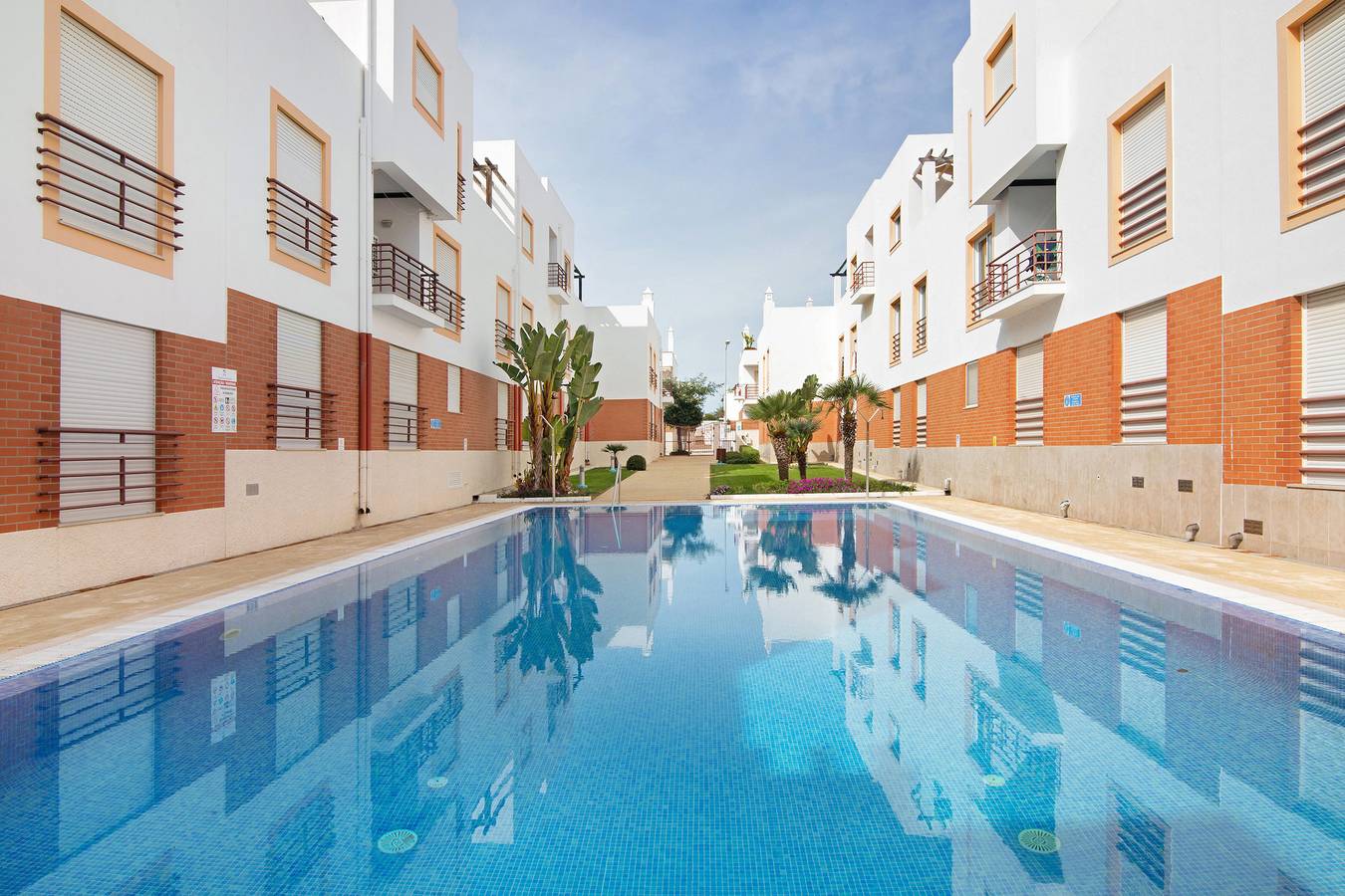 Apartamento inteiro, Apartamento 'Quinta Da Gomeira 60' com Piscina Partilhada, Varanda e Ar Condicionado in Cabanas de Tavira, Conceição e Cabanas de Tavira
