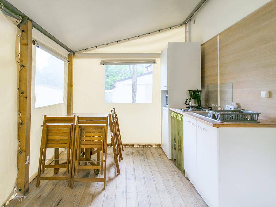 Camping les Templiers - Bungalow toilé 4 personnes - 2 chambres in Roquebillière, Région de Nice