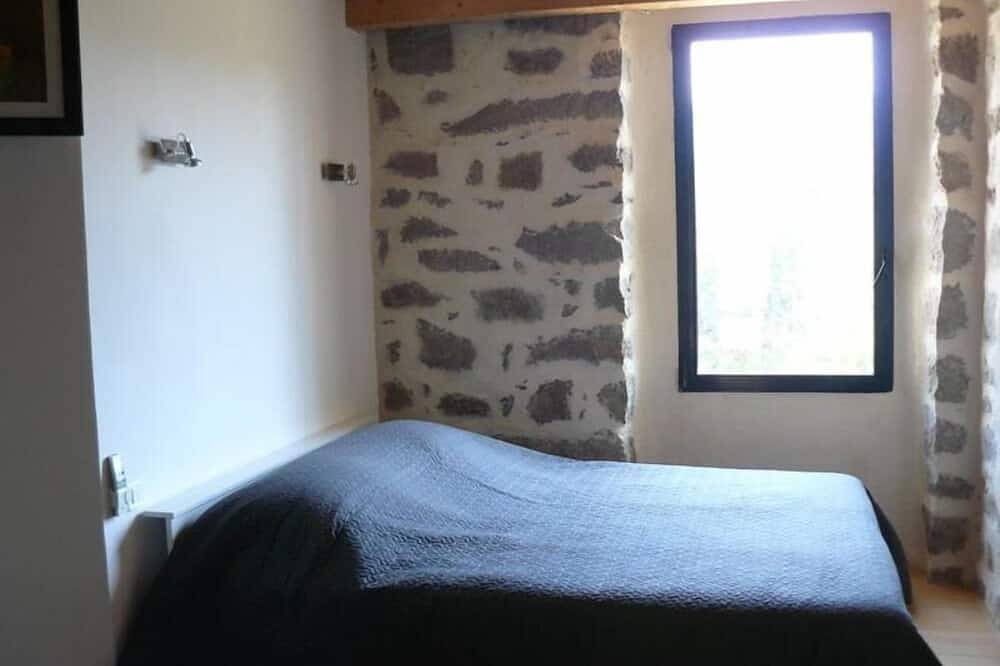 Bastelicaccia: Grande maison contemporaine idéale pour 6 personnes in Bastelicaccia, Région d'Ajaccio