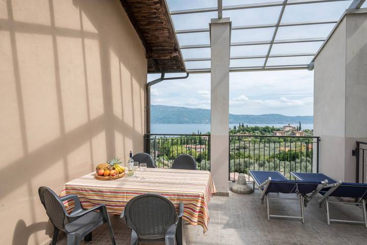 Ferienwohnung für 4 Personen, mit Whirlpool und Balkon