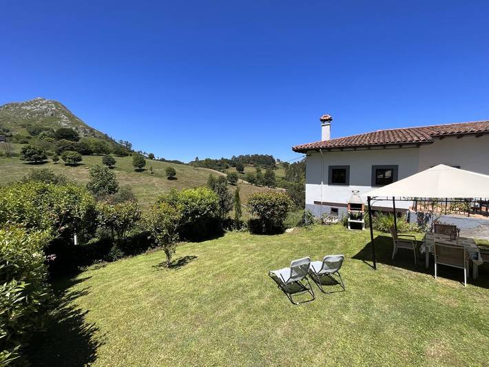 Gîte pour 4 personnes, avec jardin et terrasse