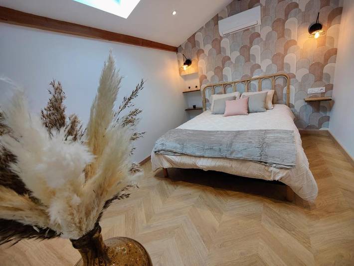 Location de vacances pour 6 personnes, avec Jacuzzi et Terrasse ainsi que Jardin et Vue à Saint-Jean-Saint-Maurice-sur-Loire - 3