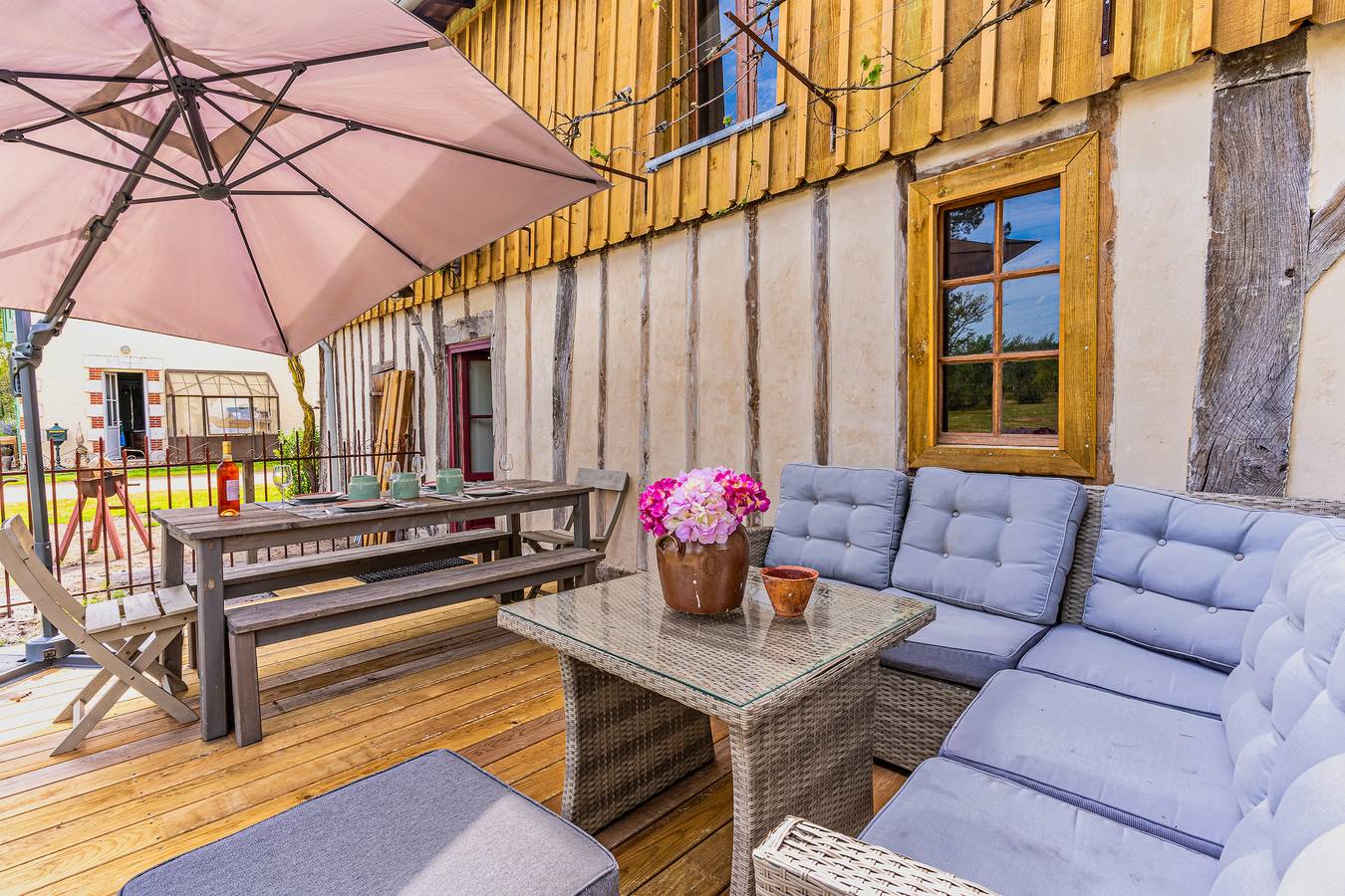 Maison La Grange mit Gemeinschaftspool und Klimaanlage in Trensacq in Trensacq, Landes