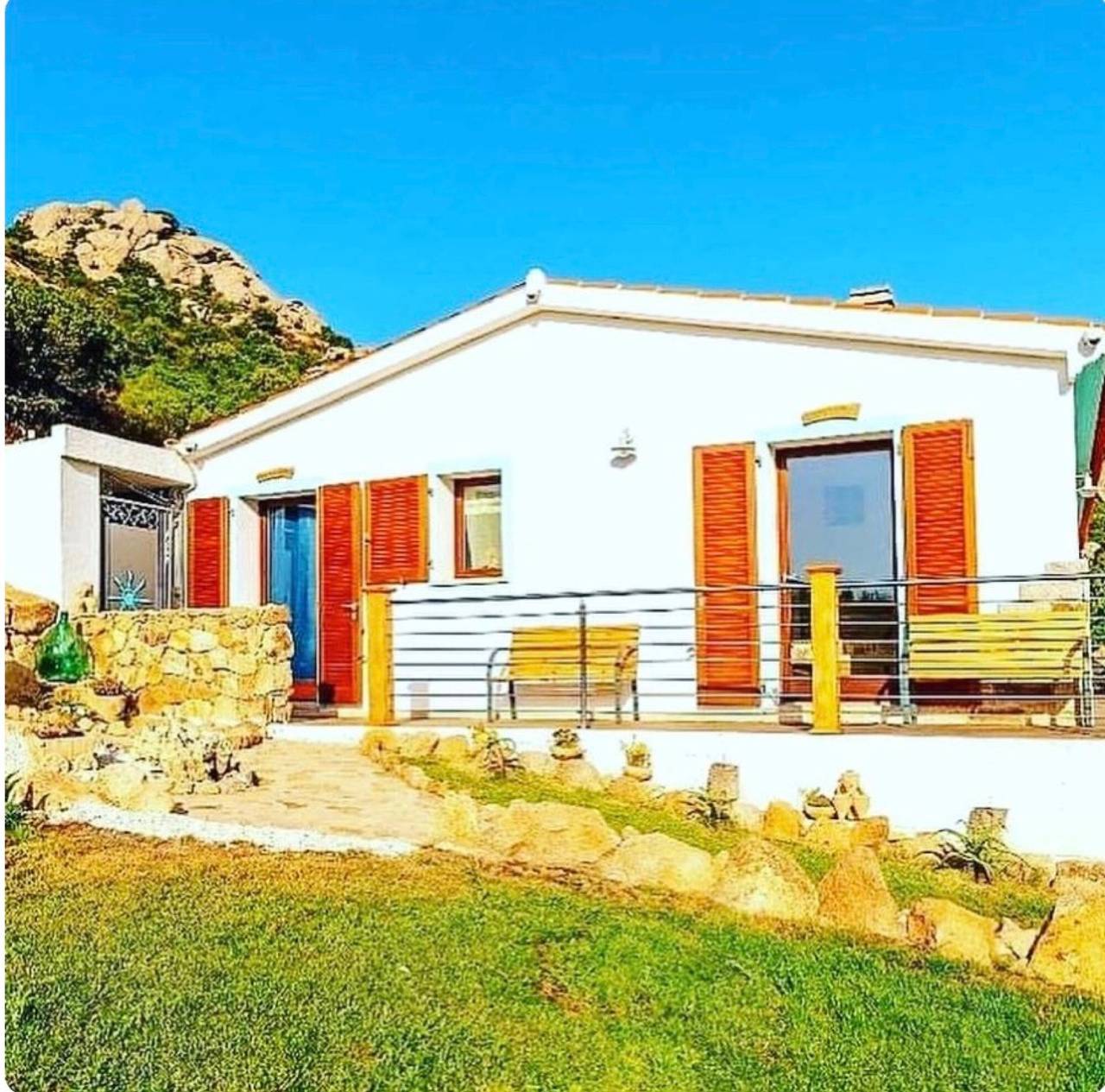 Gästehaus 'La Camera Della Barbagia' mit Bergblick, Wi-Fi und Klimaanlage in Arzachena, Gallura