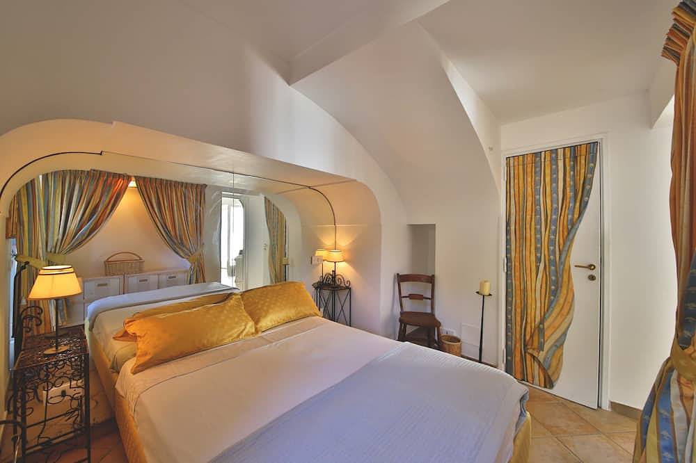 Luxury Villa Zaffiro - Pool, Garden and Sea View in Anacapri, Neapel Provinz