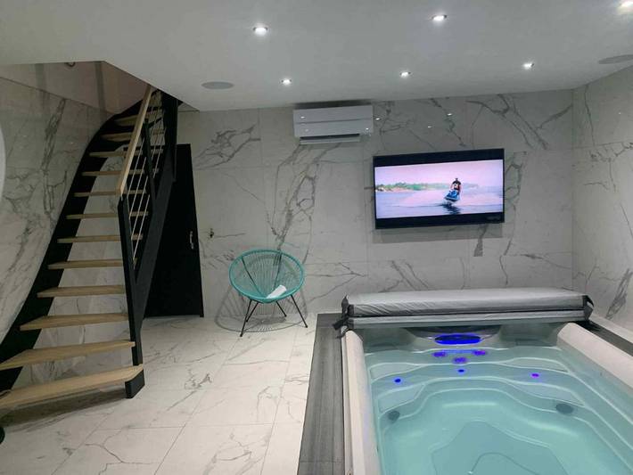 Chambre d’hôte pour 2 personnes, avec piscine ainsi que sauna et jacuzzi dans les Vosges - 2