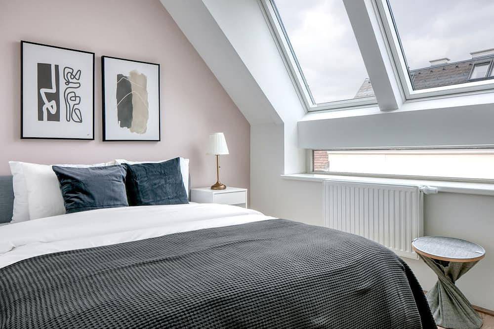 Ganze Wohnung, Premium Hernals 3Br w/ Balcony & Elevator, nr Lidlpark, by Blueground in Hernals, Wien
