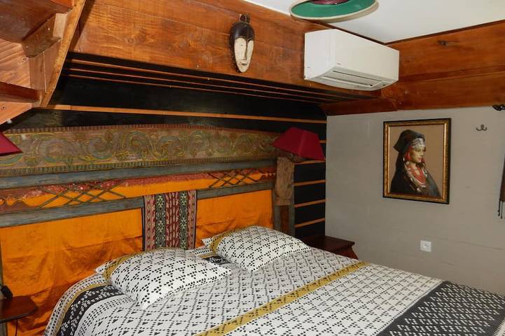 Péniche pour 2 personnes, avec balcon et jardin en Nouvelle-Aquitaine - 4