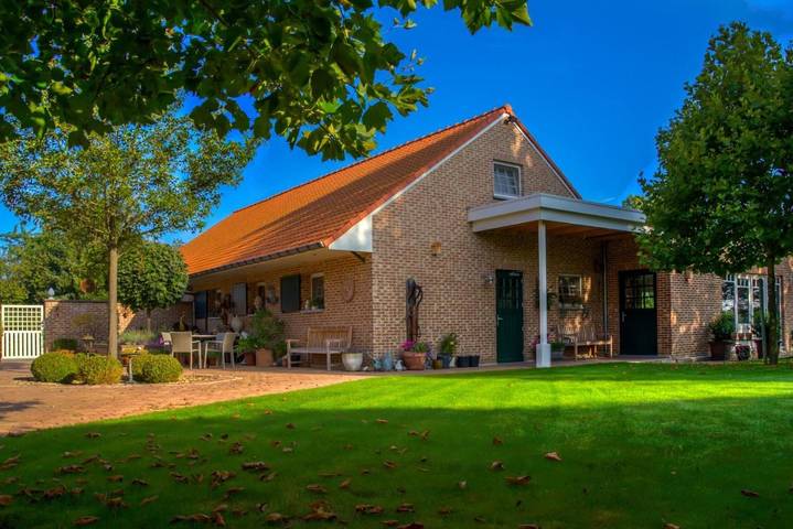 Ferienhaus für 10 Personen, mit Terrasse und Ausblick sowie Garten in Maaseik - 4