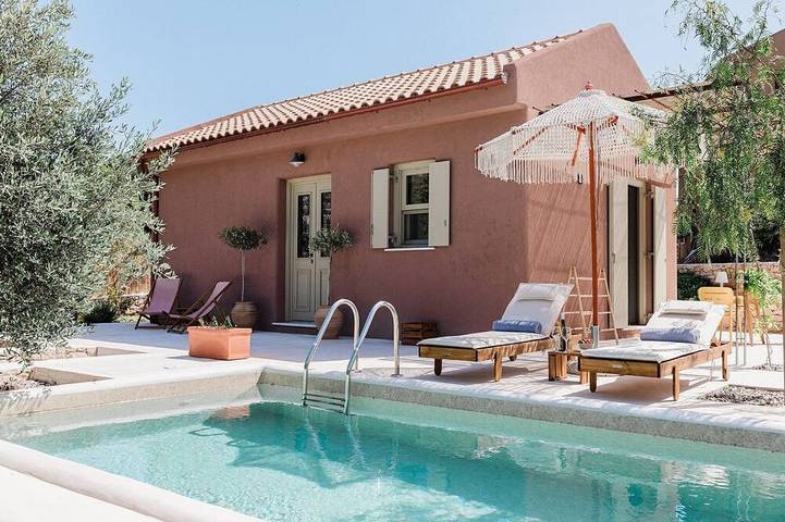 Villa for 2 people, with garden in Ithaka