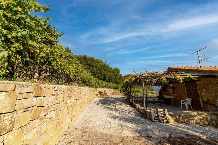 Casa vacanza per 4 persone, con panorama e giardino, con animali domestici - 1