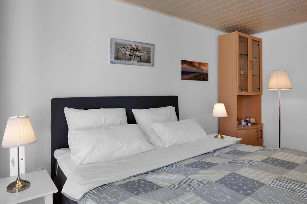 Ganze Wohnung, Schöne Wohnung für 3 Leute mit  W-Lan, Tv, Balkon und Haustiere erlaubt in Warwerort, Dithmarschen