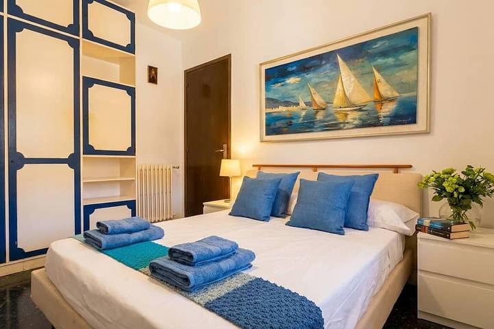15 min. drive from Sitges Villa El Ranch 10 min. walk to the beach Jacuzzi 11P in el Balmí Gran (Sitges), Sitges