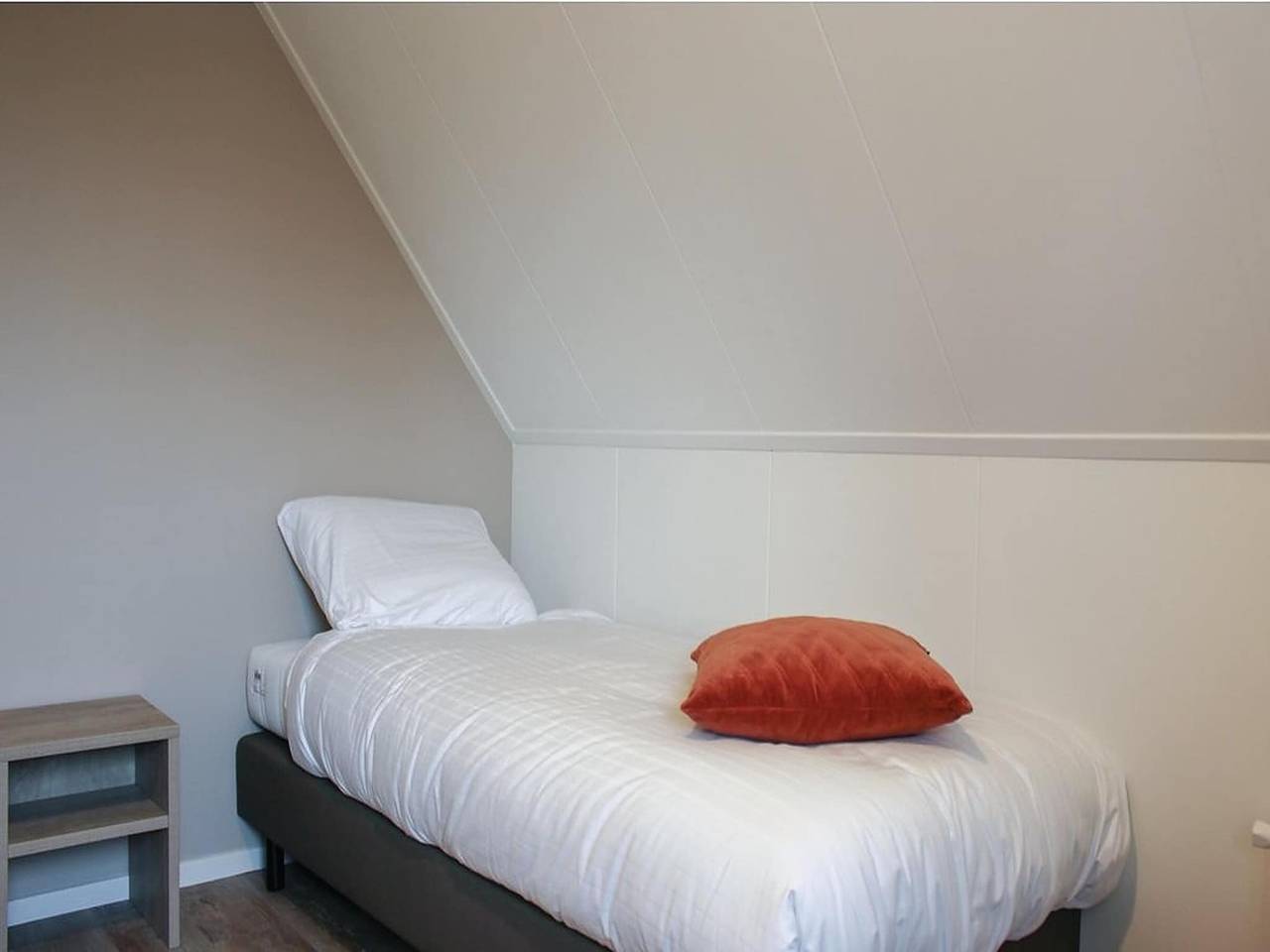 Villa in Friesland mit Sauna am Wasser in Idskenhuizen, Ijsselmeer