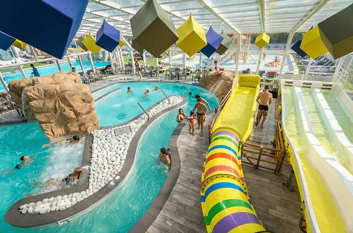 Camping pour 4 personnes, avec bassin pour enfant aux Les Sables-d'Olonne - 3