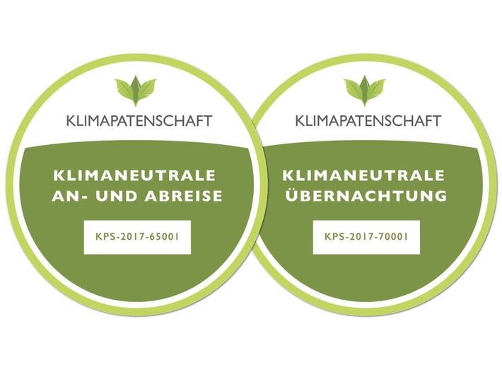 Ferienhaus für 8 Personen, mit Seeblick und Terrasse sowie Garten und Sauna, mit Haustier