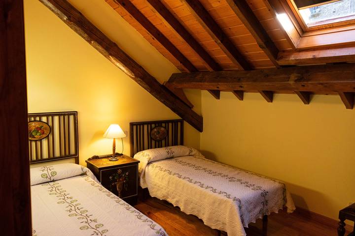 Gîte pour 4 personnes, avec jardin en Navarre - 4