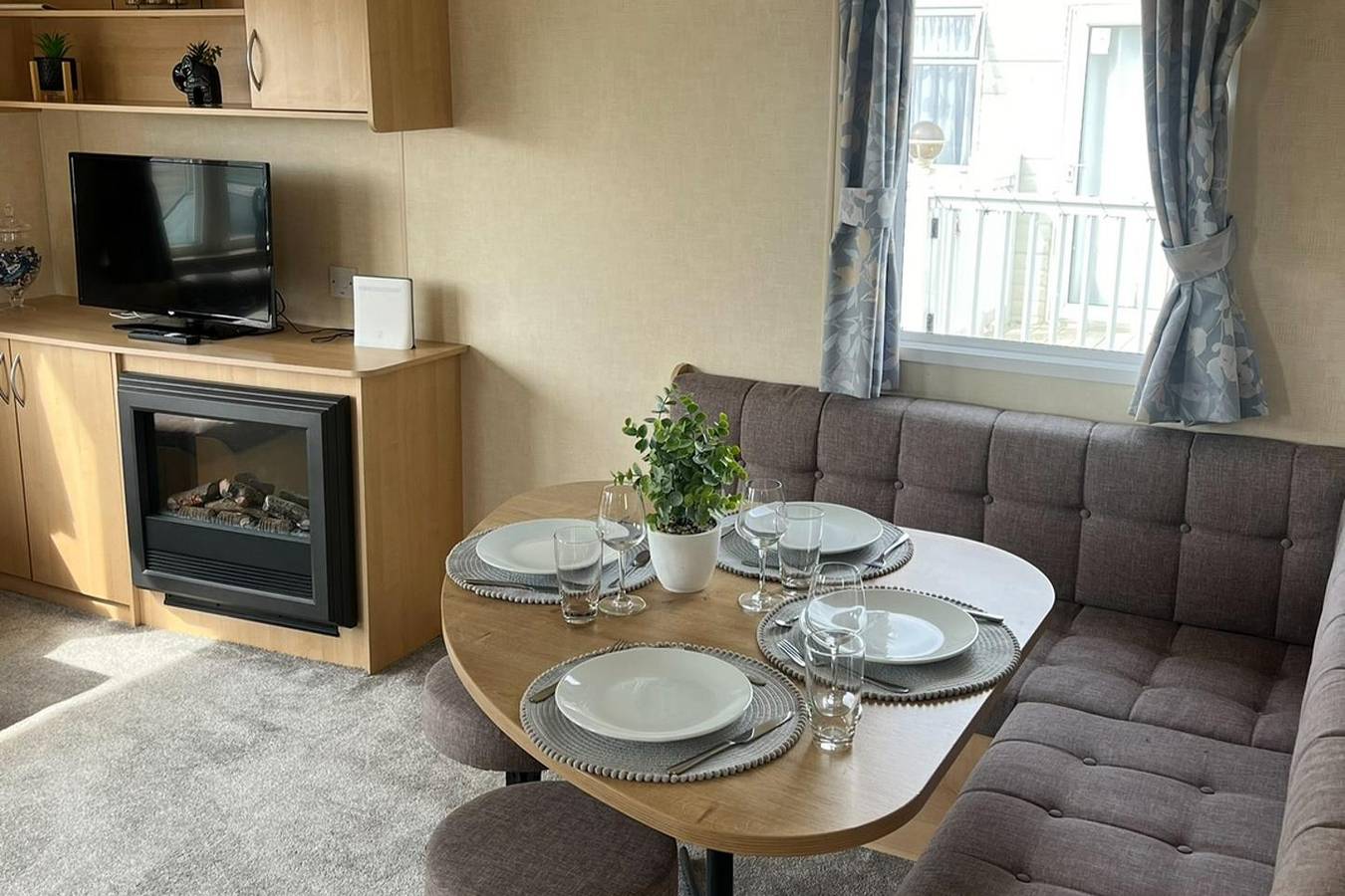 Holiday Rental for 8 People in Clacton-on-Sea, Essex