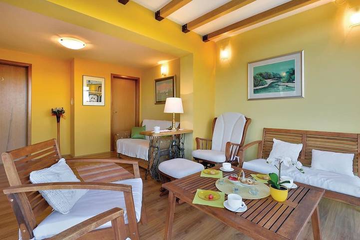 Awesome home in Novi Marof in Varazdin