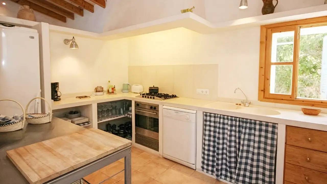 Holiday home for 7 people with garden in Playa de Colonia de Sant Pere (Artà), Artà