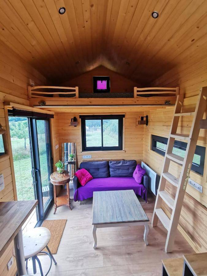 Location de vacances pour 2 personnes, avec vue et jardin ainsi que terrasse et piscine, animaux acceptés à Saussignac - 2