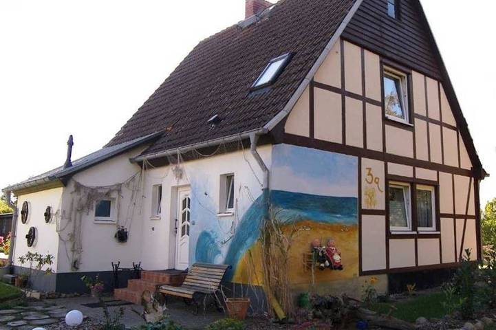 Bungalow für 11 Personen, mit Sauna und Terrasse sowie Garten in Zempin
