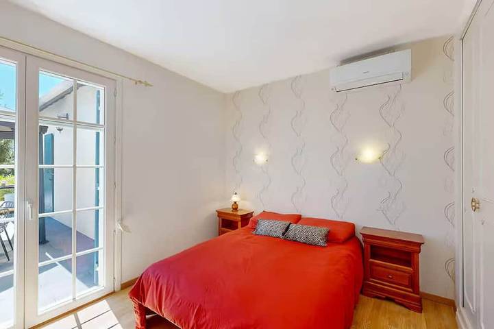 Location de vacances pour 25 personnes, avec balcon, animaux acceptés à Saint-Sauveur (Dordogne) - 4