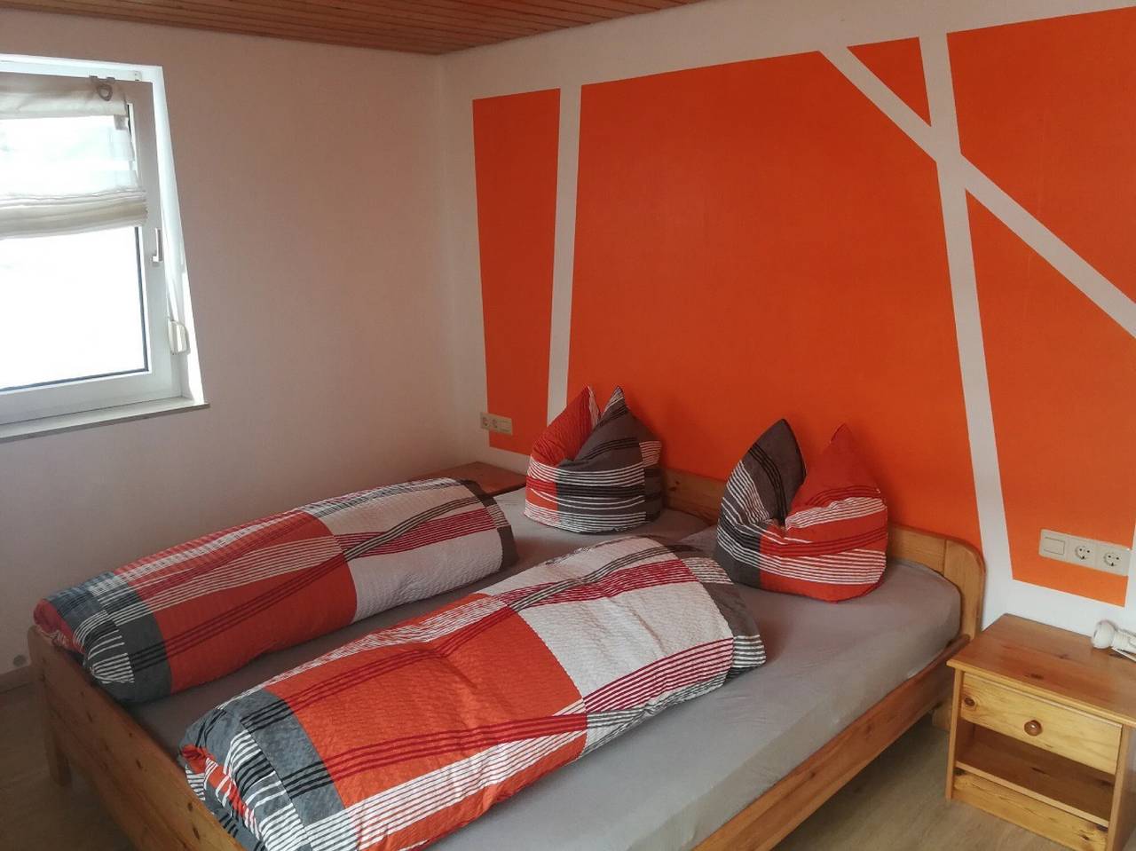 Ganze Wohnung, Apartment „60 m²“ mit privater Terrasse, Gemeinschaftsgarten und Wlan in Indelhausen, Hayingen