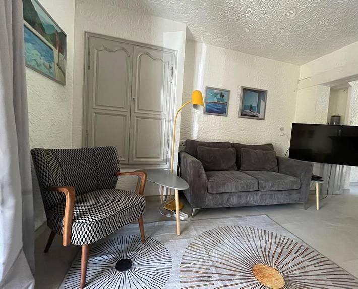 Location de vacances pour 8 personnes, avec piscine et jardin à Saint-Paul-en-Forêt - 2