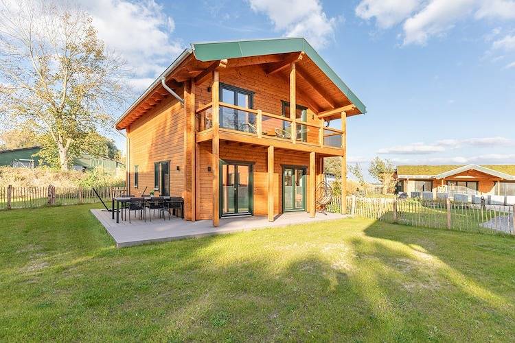 Familienferienhaus mit Sauna und Whirlpool in Kating, Tönning