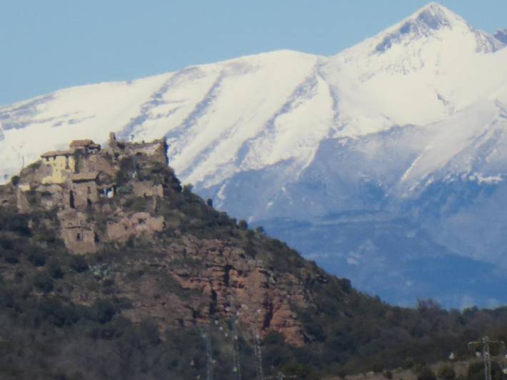 Gîte pour 5 personnes, avec vue et terrasse, animaux acceptés à Benabarre