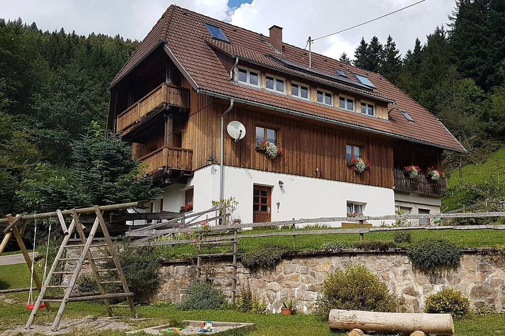 Ganze Wohnung, Scheuerhalterhof St. Märgen, Fewo 1 in Sankt Märgen, St. Märgen