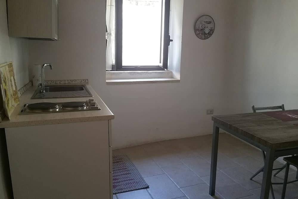 Ganze Wohnung, Lovely one-bedroom apartment 200 meters from the sea in Bisceglie, Via Francigena