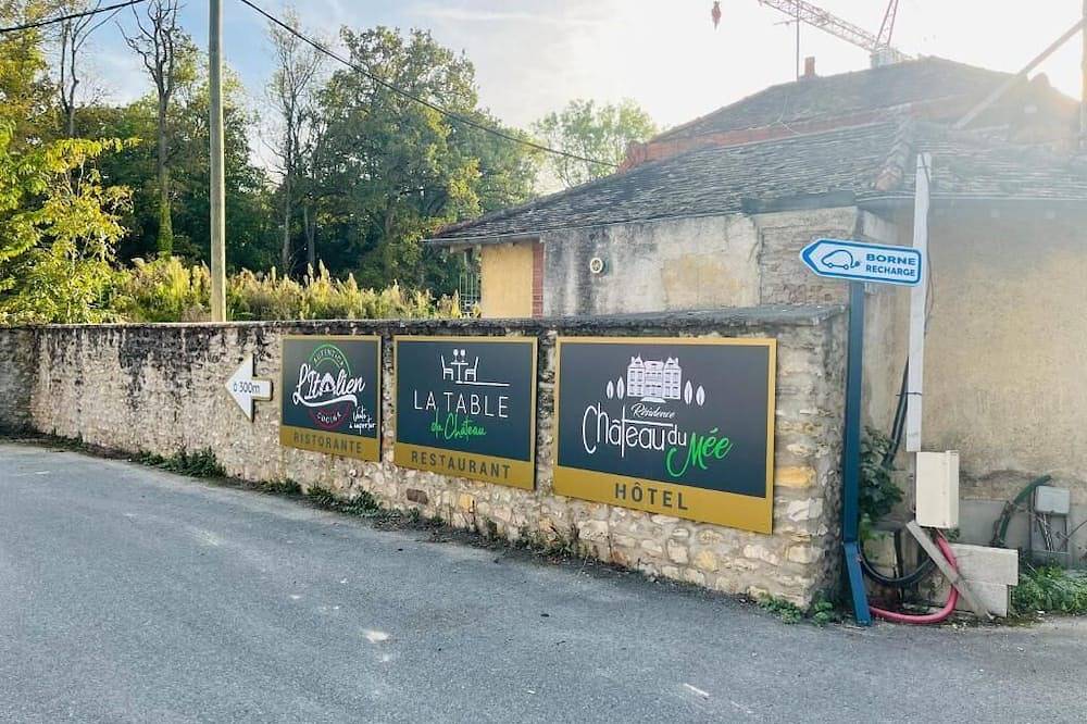 Ganze Wohnung, Grand Studio Dans Résidence 3 Étoiles in Le Mée-sur-Seine, Seine-et-Marne