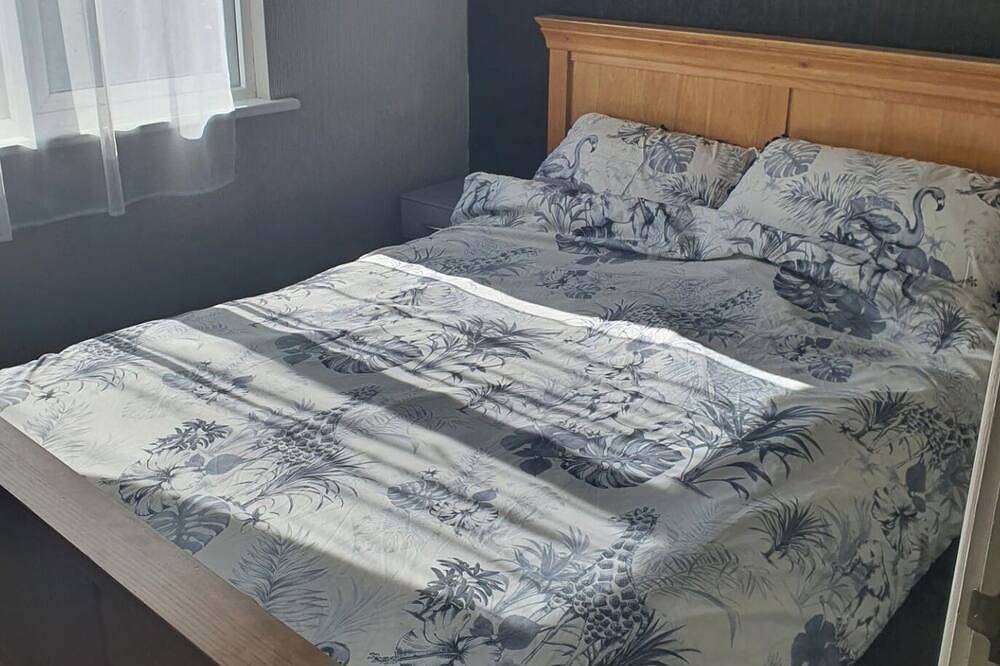 Wooden 3-Bed Lodge, Sleeps 9/10 with Front Decking in Thornton-Cleveleys, Lancashire