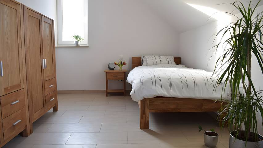 Apartamento entero, Apartamento 'Wilhelmshof' con balcón y Wi-Fi in Sinzig, Ahrtal