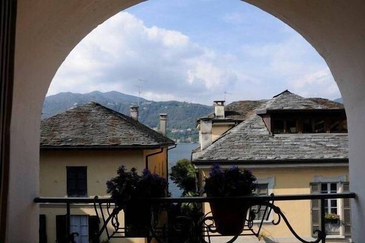 Ferienhaus für 6 Personen, mit Balkon und Garten in Orta San Giulio