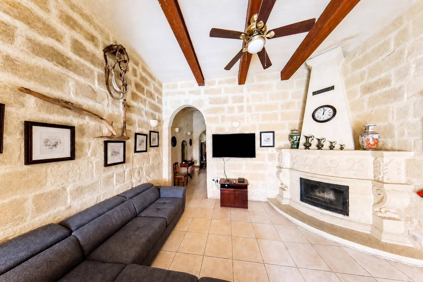 Villayana Gozitan Farmhouse with pool in San Lawrenz, Gozo (Malta)
