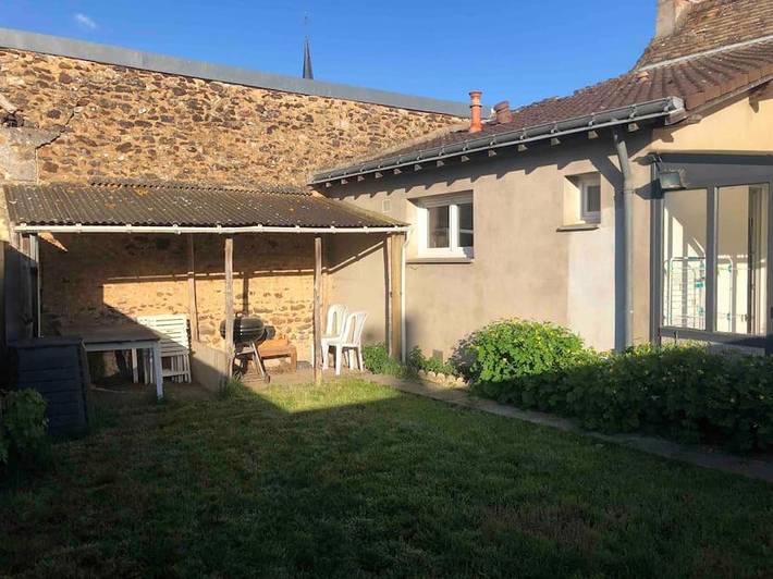 Location de vacances pour 5 personnes, avec jardin, animaux acceptés à Parigné-le-Pôlin - 4