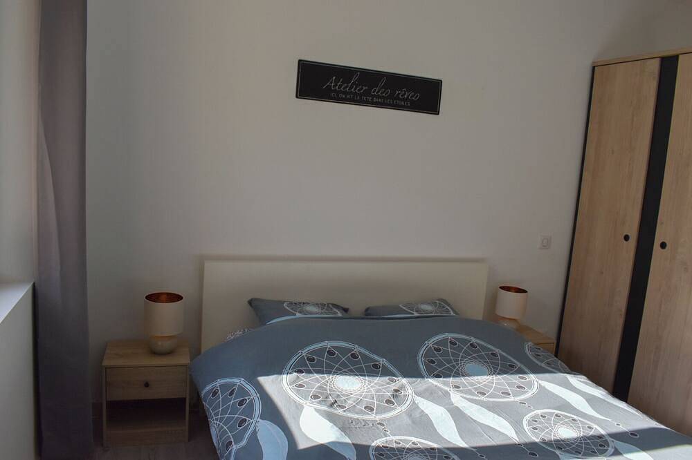 Maison lumineuse avec terrasse & parking in Auxerre, Région d'Auxerre