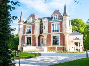 Hôtel pour 2 personnes, avec jacuzzi et jardin dans Mérélessart