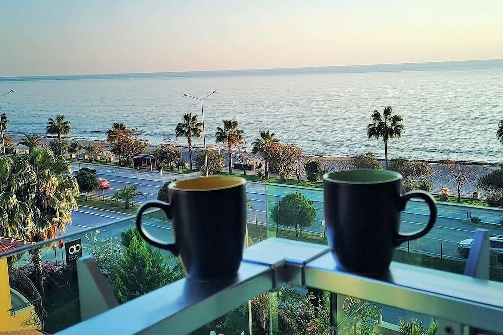 Entire apartment, Sea Front \"Luxury Residence\" Large Studio Apt.  (35) in Alanya, Turkish Mediterranean Region